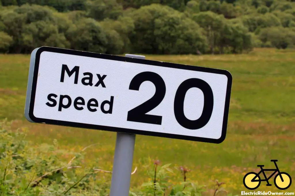 20mph max speed road sign